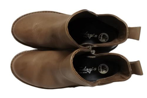 【TODAY's 7058 グレー】幅広4EサイドジップV字カッティングショートブーツ